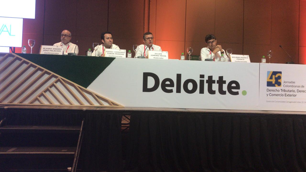 Imagen principal de la noticiaPresidente del CTCP participó como panelista para dar su visión sobre El Rol del contador y el revisor fiscal en materia tributaria